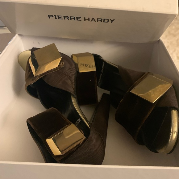 ❌❌❌SOLD❌❌ Brown Pierre Hardy Sandals SZ 9 🔥🔥🔥 - Picture 5 of 16